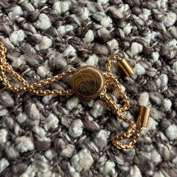 Swarovski Interlocking loop, Crystal, Rose Gold-tone plated Barcelet - Picture 4 of 7